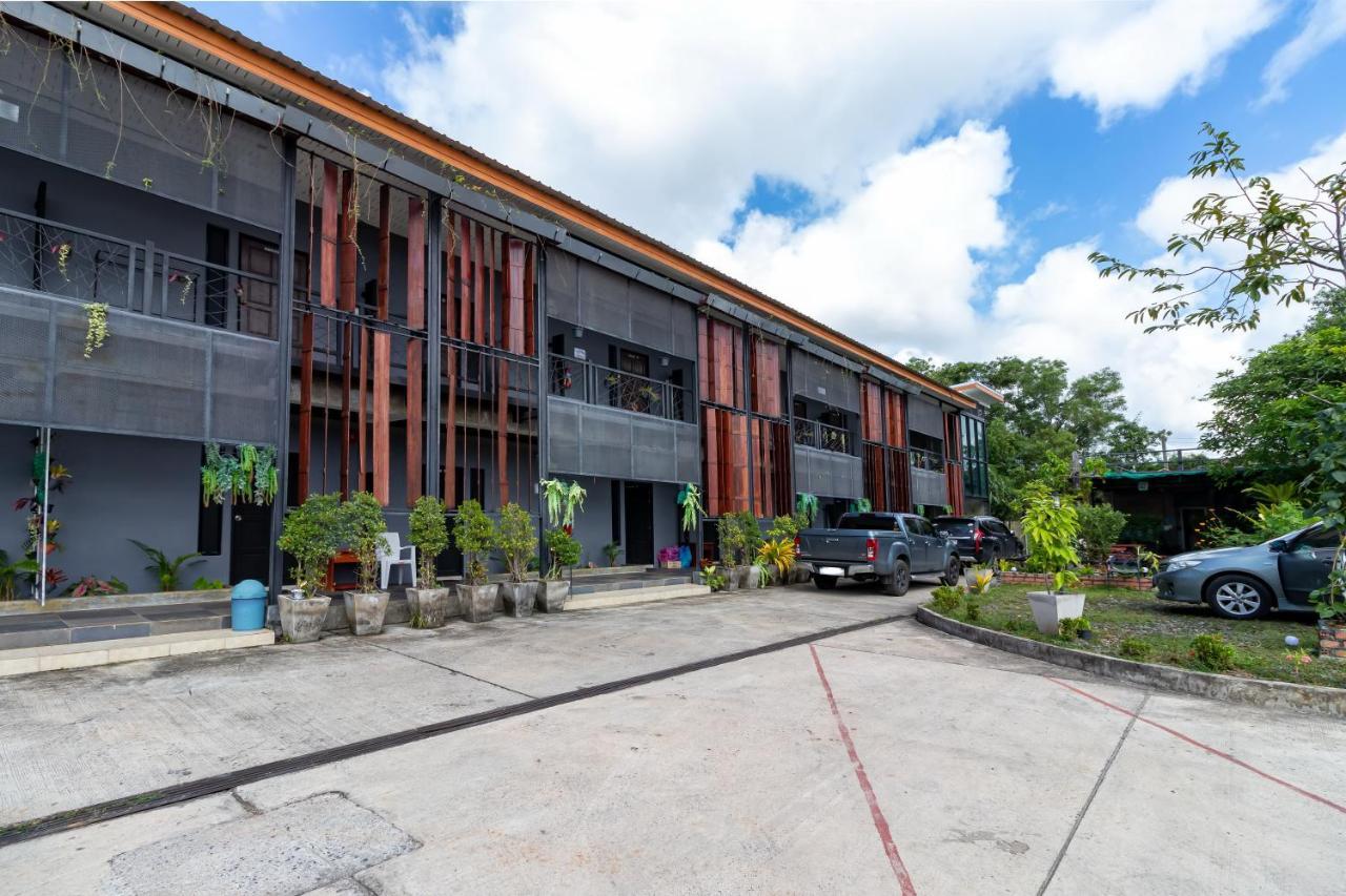 Cs Klongtoey Grand Resort Ban Yep Chaeng Экстерьер фото